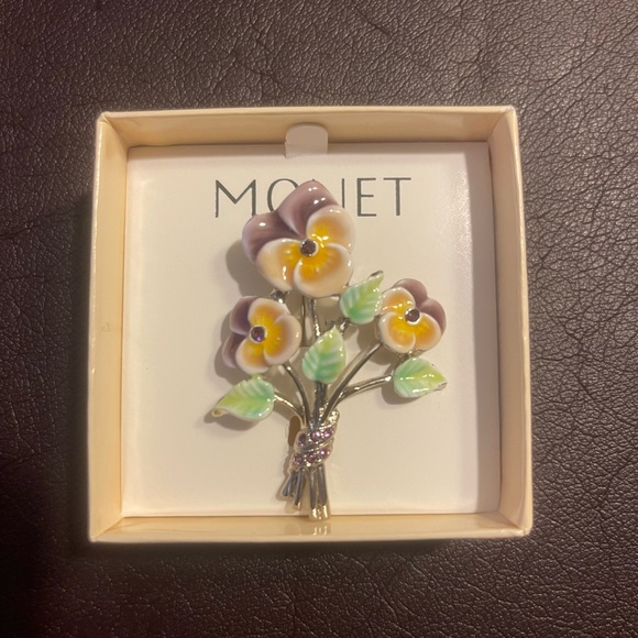 Monet Flower Bouquet Brooch - Picture 2 of 4